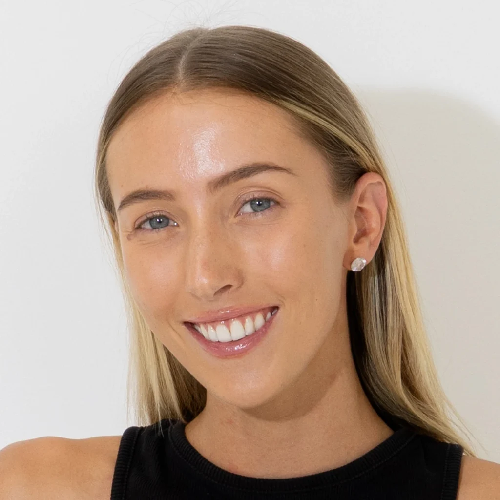 Anna Bertelt Model Headshot